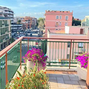  Appartamento Panoramic And Bright Penthouse Is Waiting For You Italia