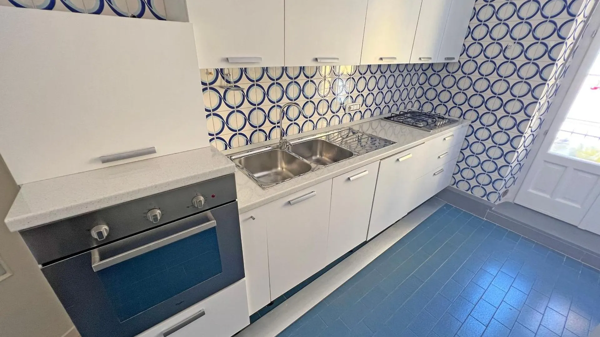 Homestay Camere In Centro Cagliari